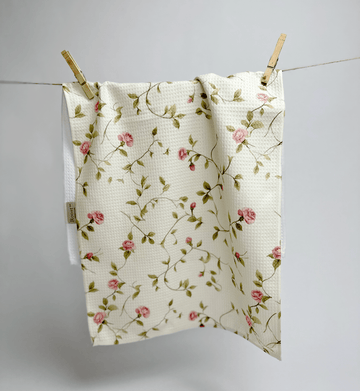 Valentine's Roses Towel - Roost Home